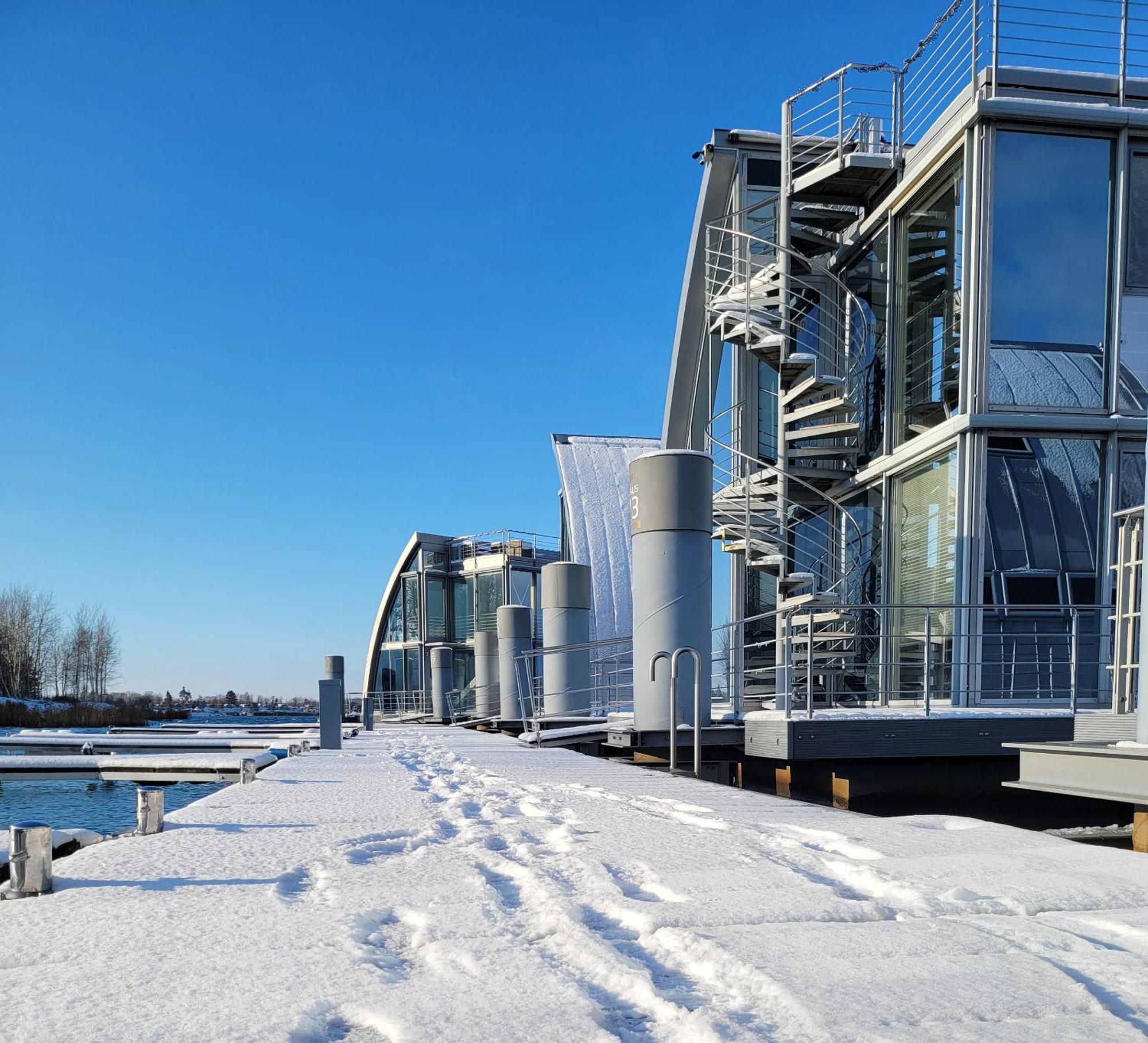 Schwimmendes Ferienhaus Sky Elsterheide Exterior foto